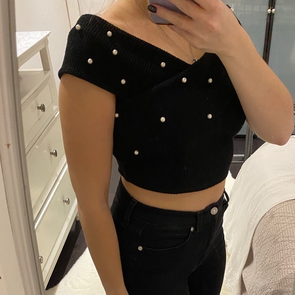 Pearl criss cross crop top - Picture 2 of 2